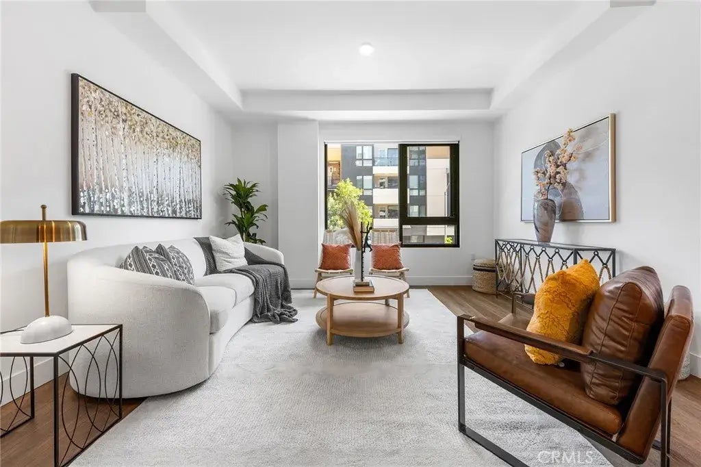 709 E Walnut Street 214, Pasadena