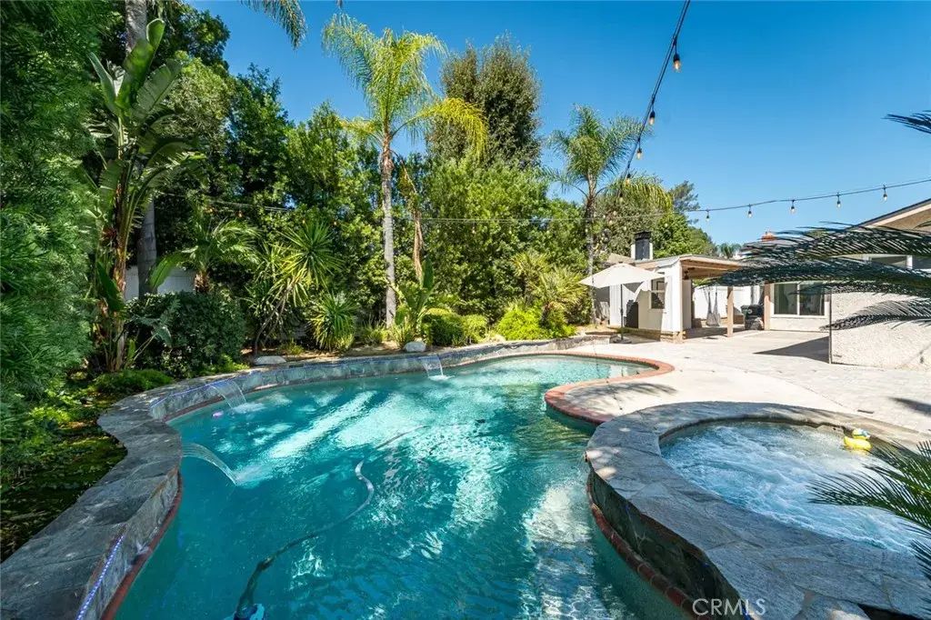 24218 Dalgo Drive, Valencia
