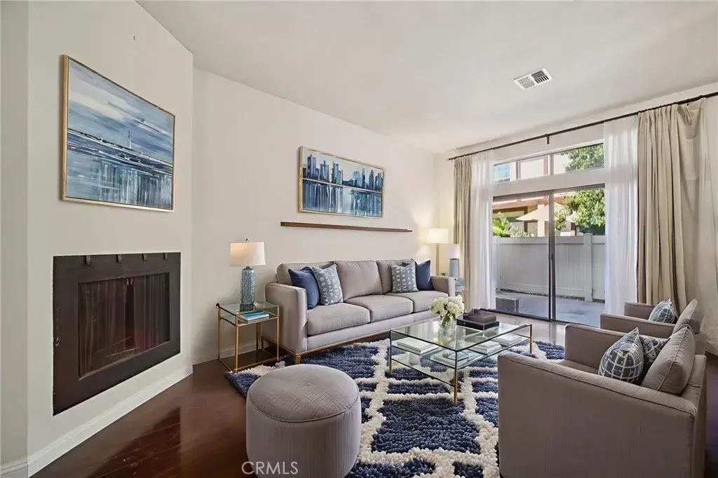 22525 Sherman Way 403, West Hills