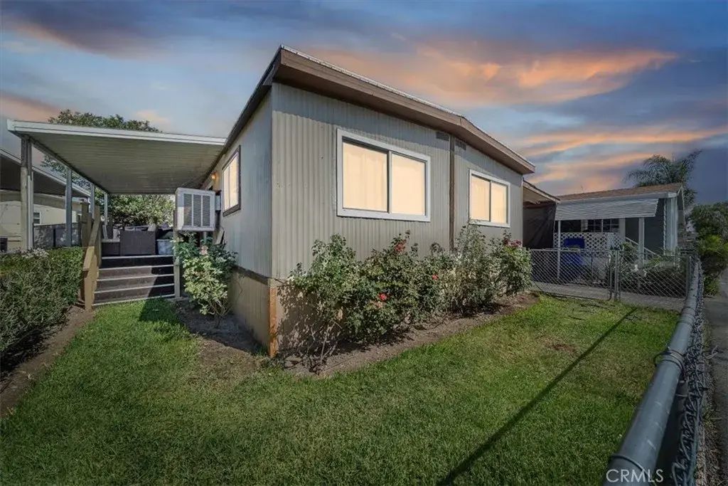 250 N Linden Avenue 327, Rialto