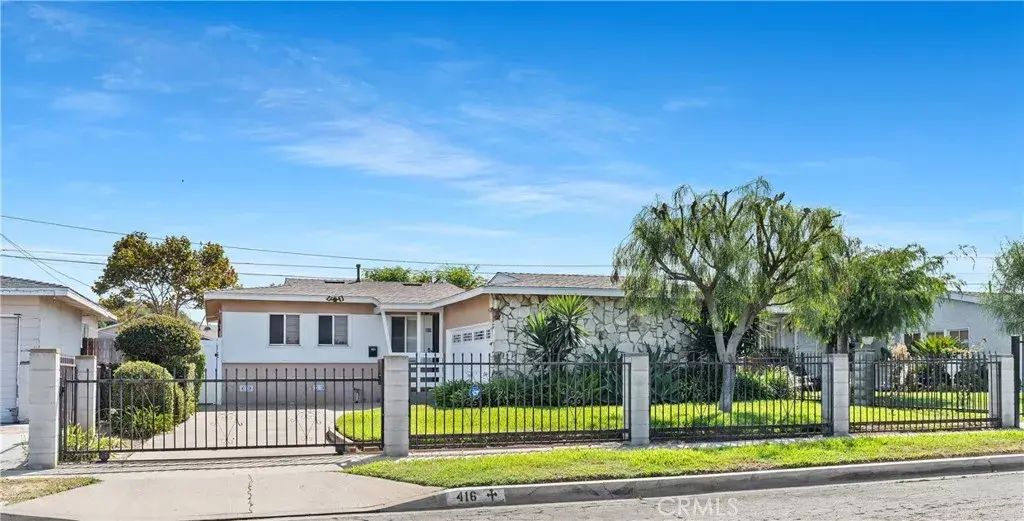 416 S Caswell Avenue, Compton