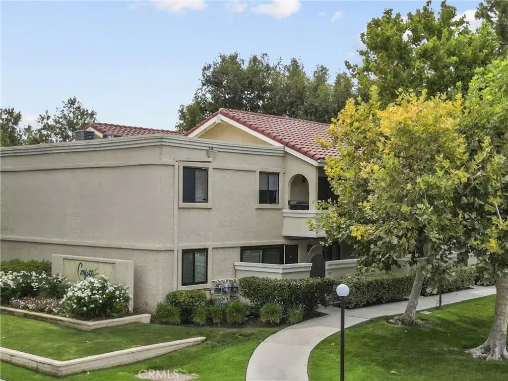 18830 Mandan Street 101, Canyon Country