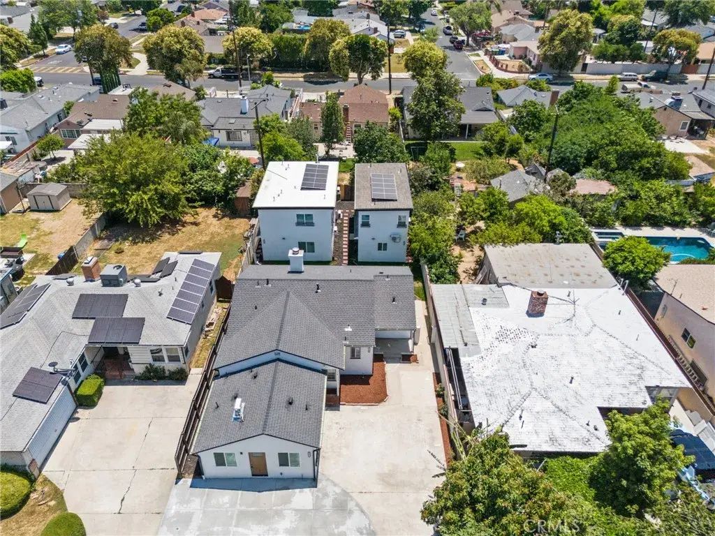 18656 Runnymede Street, Reseda