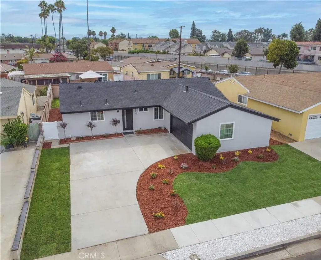 6840 Mount Waterman Drive, Buena Park