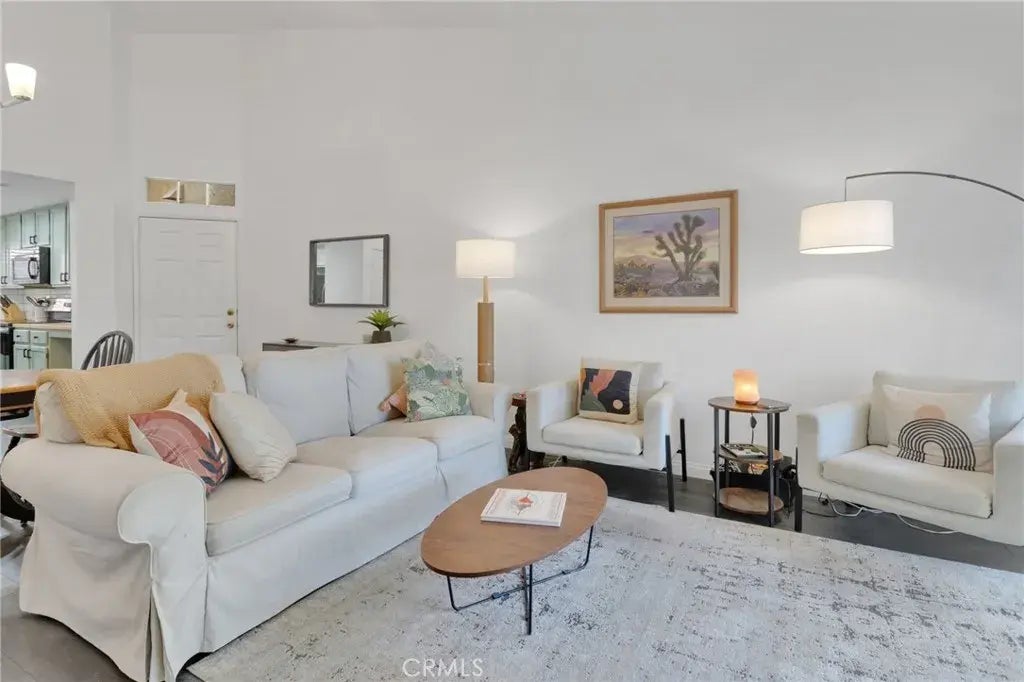 19191 Palo Verde Drive, Apple Valley