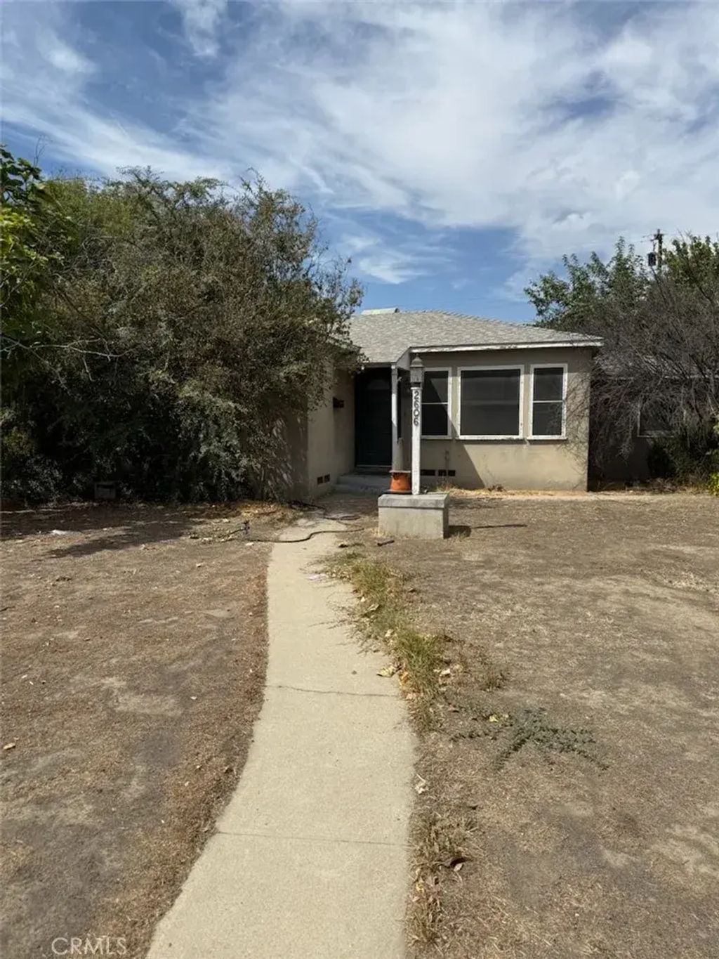 2606 Truxtun Avenue, Bakersfield
