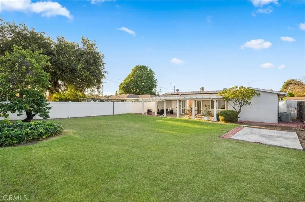 238 W Wilken Way, Anaheim