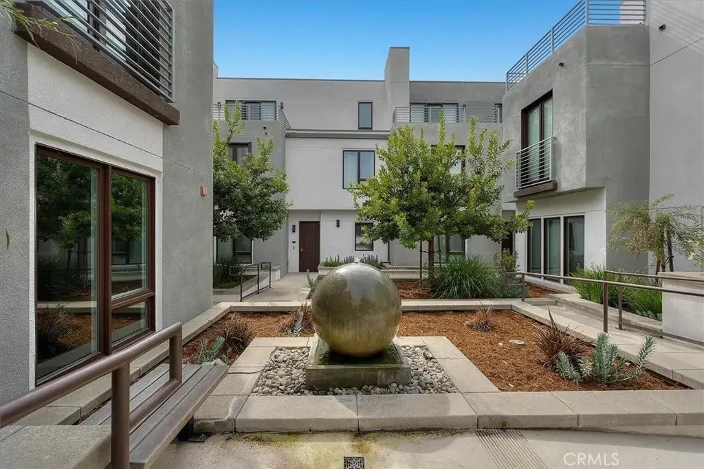 719 S Marengo Avenue 6, Pasadena