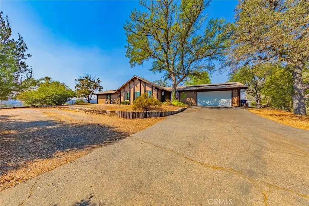 28530 Creek Road, Coarsegold