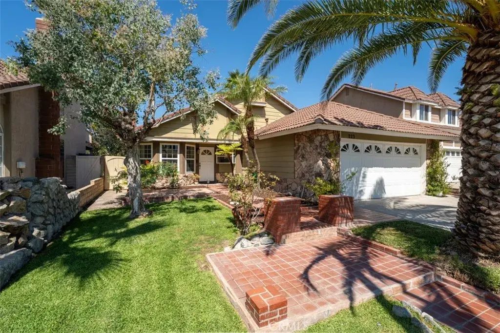223 Raspberry, Anaheim Hills