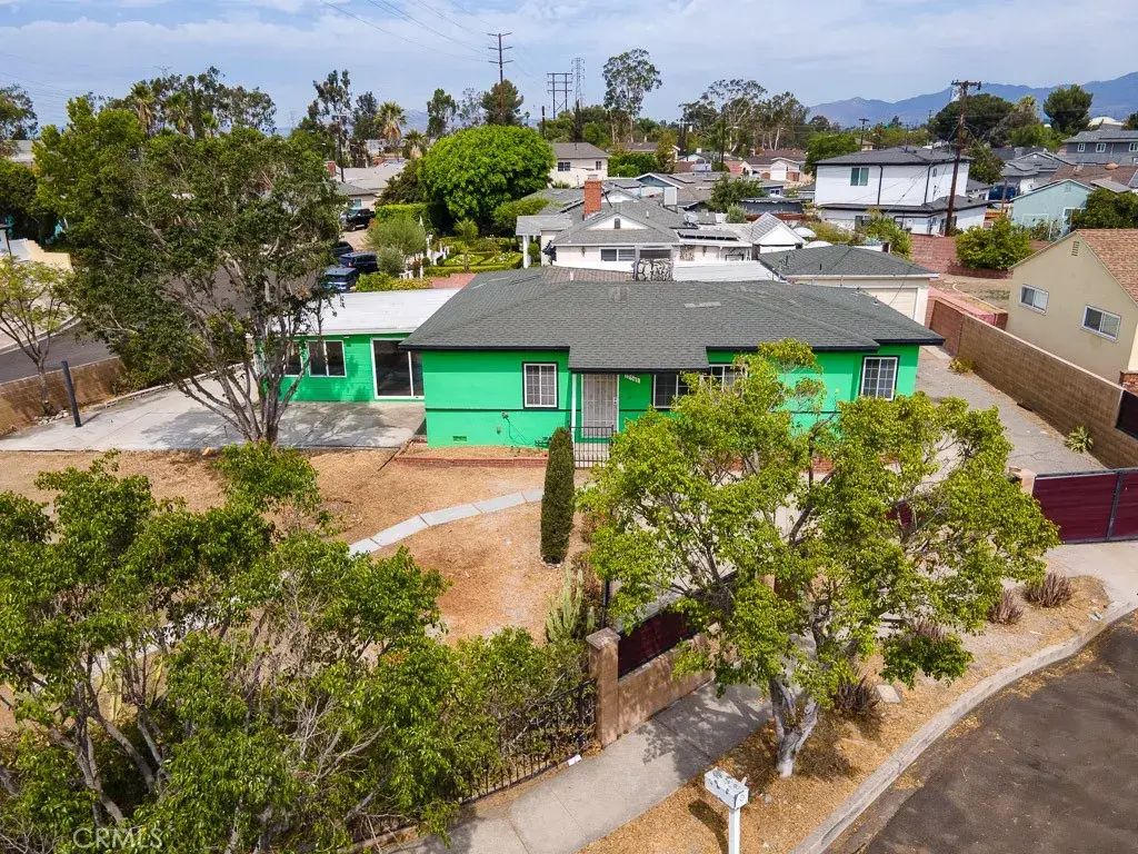 12561 Willard Street, North Hollywood