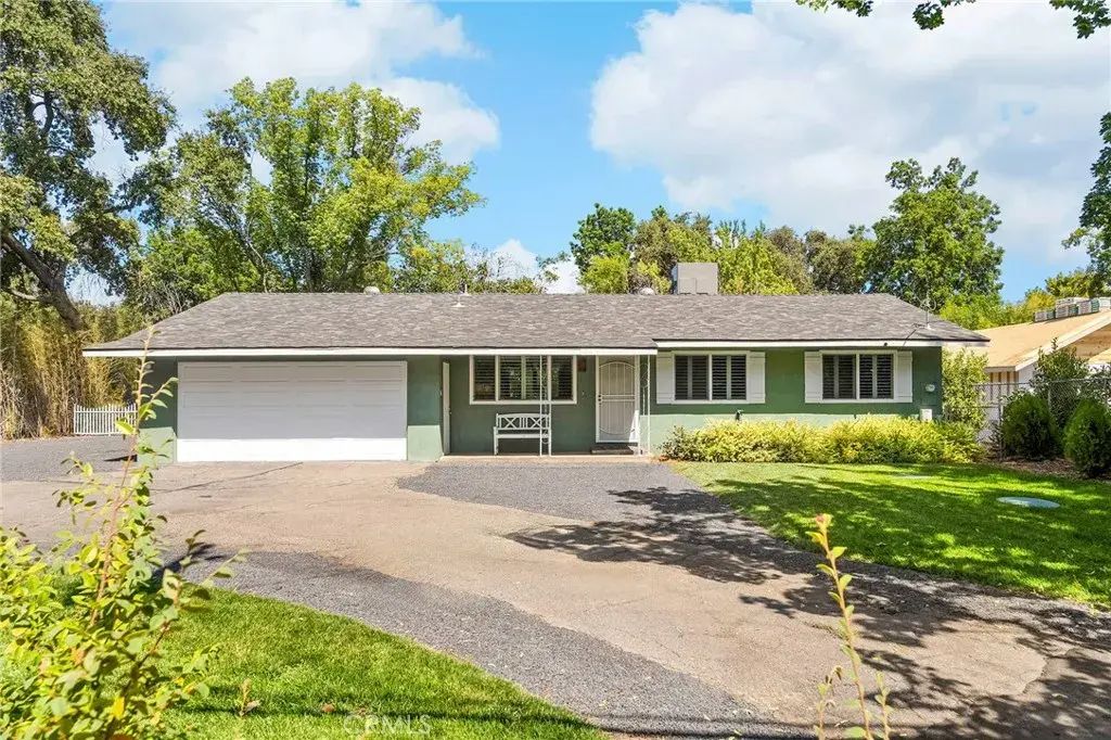102 Centennial Avenue, Chico