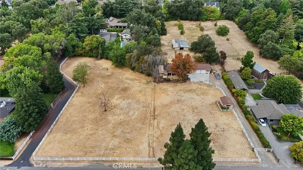 875 El Monte Avenue, Chico