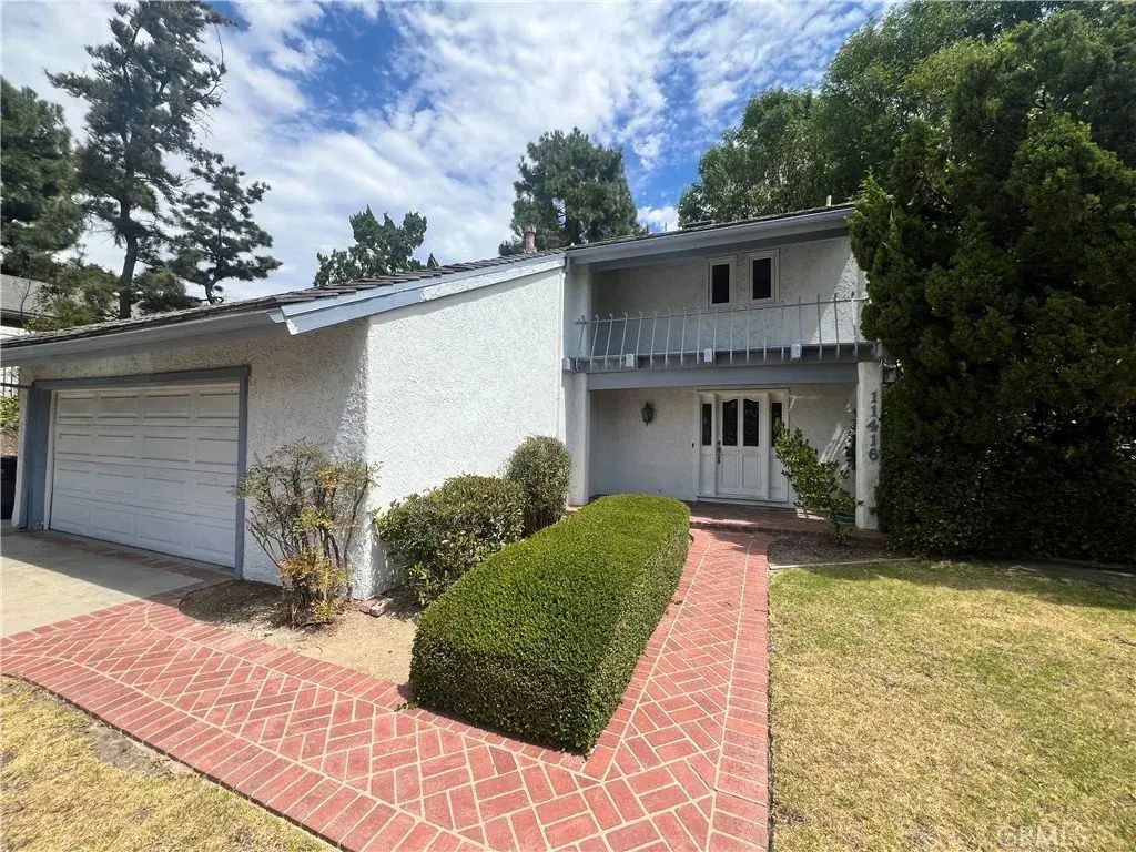 11416 Viking Avenue, Porter Ranch