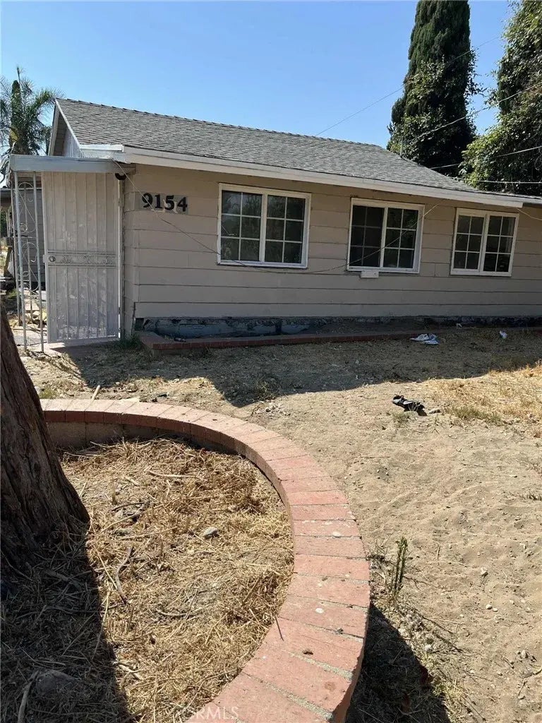 9154 Laurel Avenue, Fontana