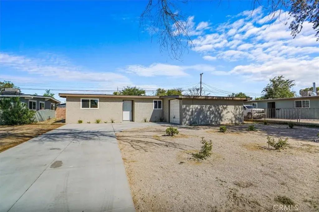 44708 3rd Street East, Lancaster