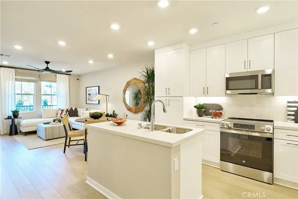 9831 La Serna Drive 3, Whittier
