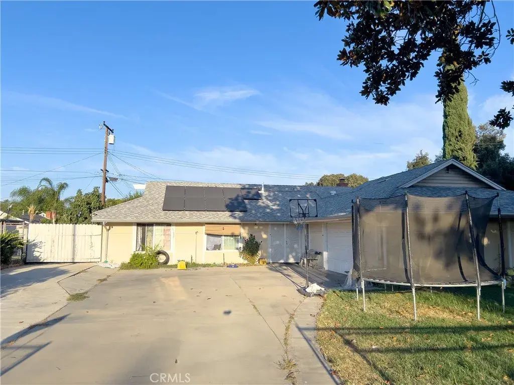1982 Titus Avenue, Pomona