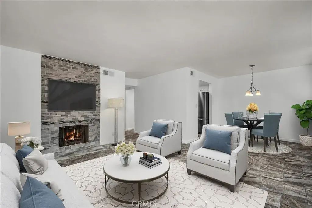 21333 Lassen Street 6h, Chatsworth