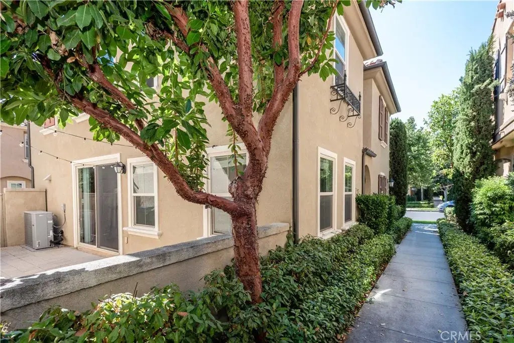 165 Pathway, Irvine