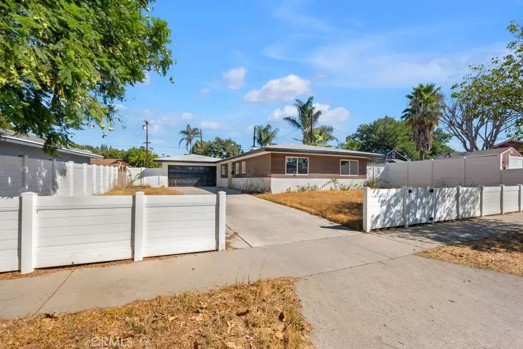 22115 Hackney Street, West Hills