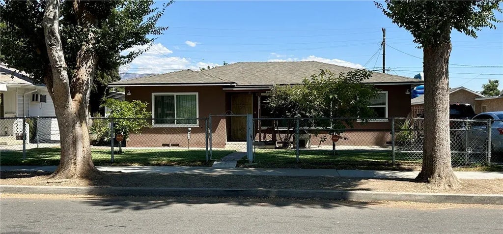 1451 Crestview Avenue, San Bernardino