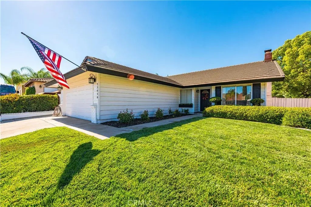 23028 Canyon Lake Drive North, Canyon Lake