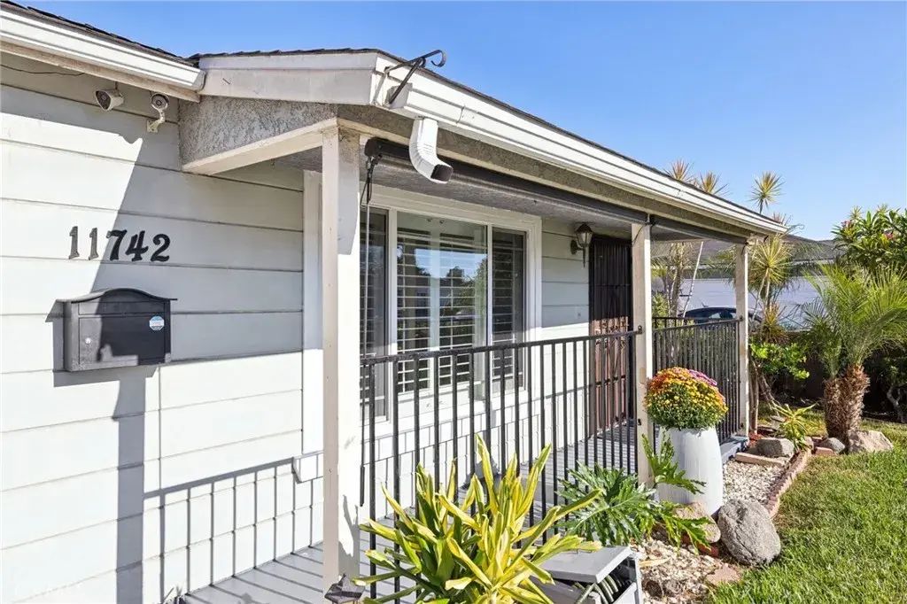 11742 Benfield Avenue, Norwalk