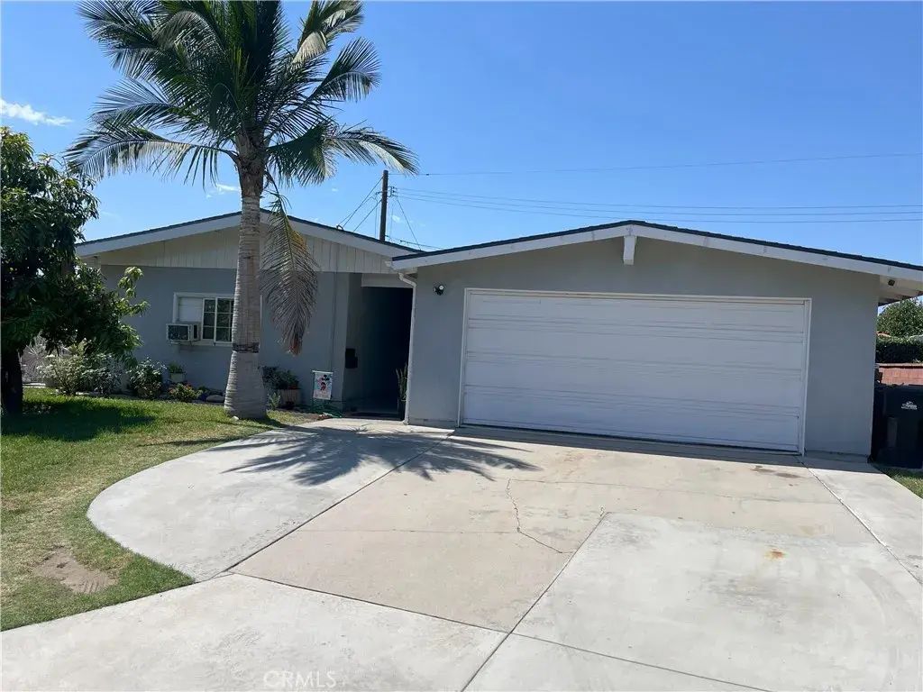 8441 Decosta Avenue, Whittier