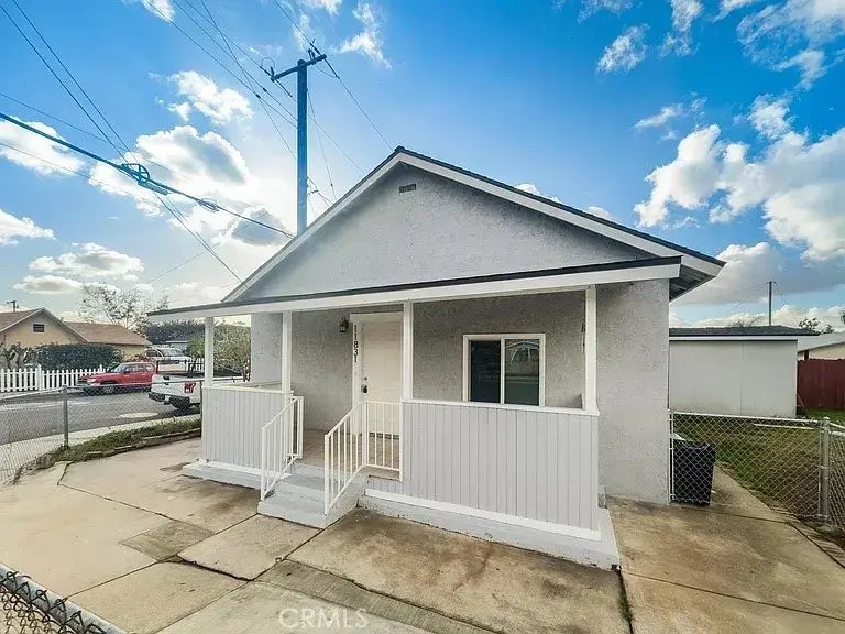 11831 Hewes Street, Orange