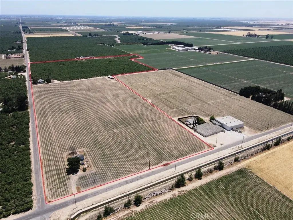 14597 Sunset, Livingston