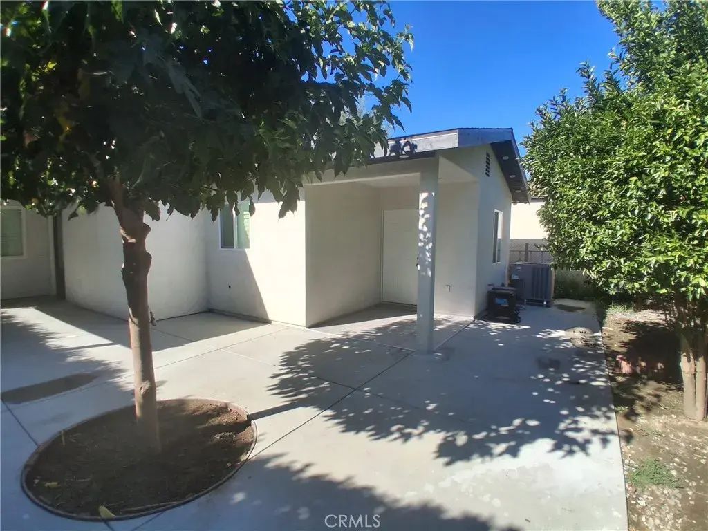 13716 Hoyt, Pacoima