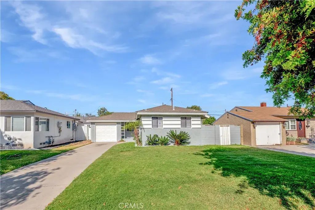 5817 Fidler Avenue, Lakewood