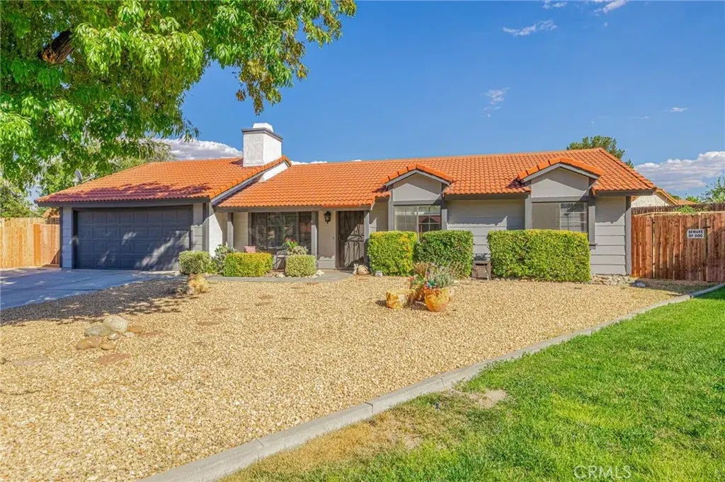 43320 Yale Court, Lancaster