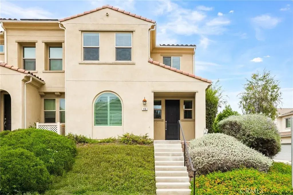 2523 Verna Drive 116, Corona