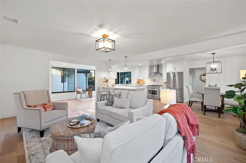 1985 Highland Oaks Drive, Arcadia