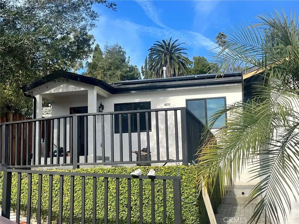 4909 Aldama, Highland Park