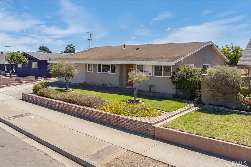3362 Via Dona, Lompoc