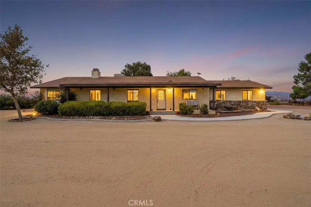 3823 45th Street West, Rosamond
