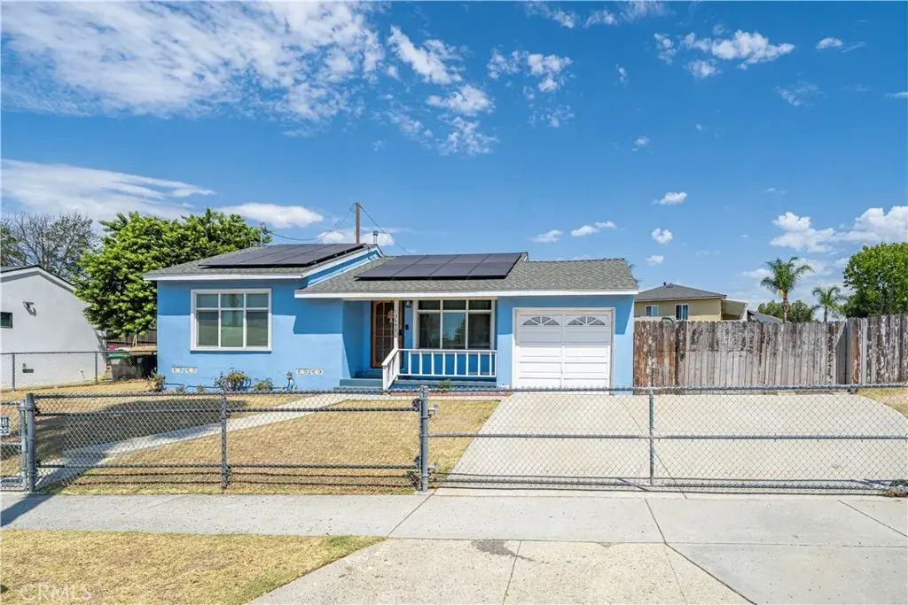 13495 Meyer Road, Whittier