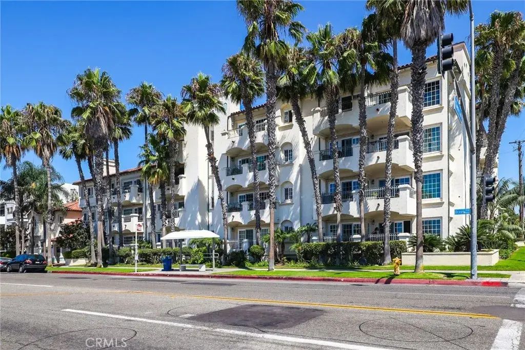 1901 E Ocean Boulevard 103, Long Beach