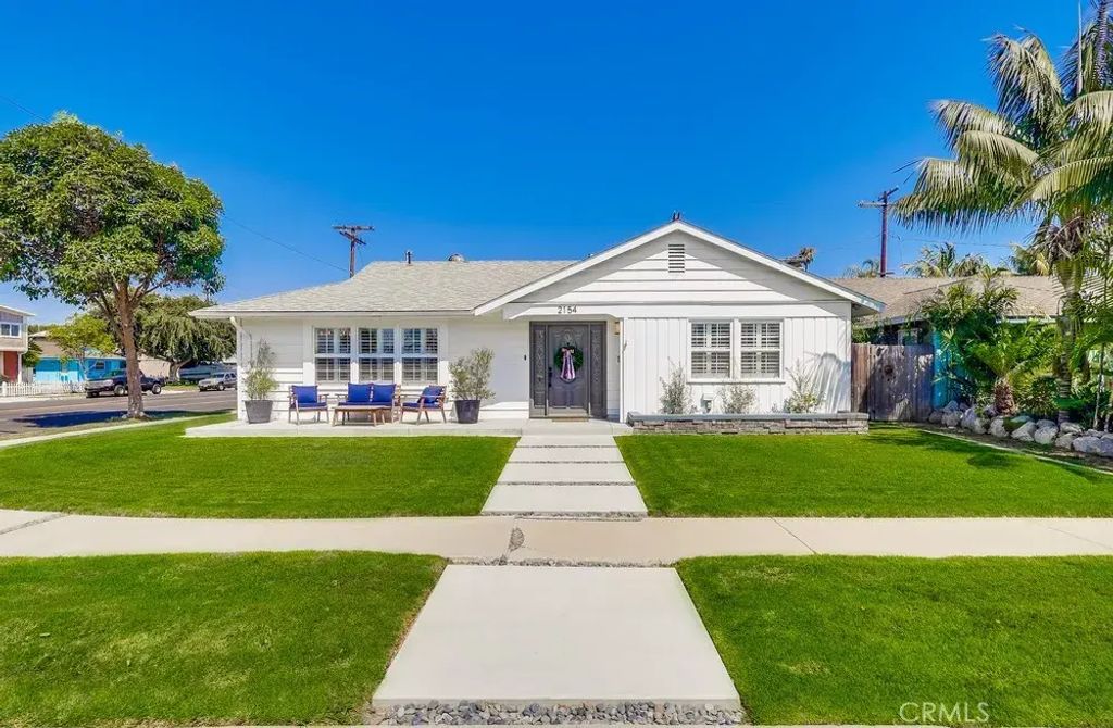 2154 Kallin Avenue, Long Beach
