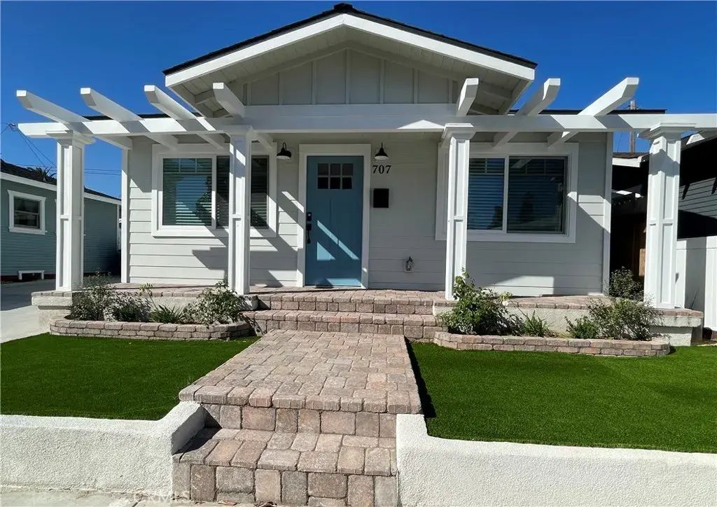 707 Columbia Place, Torrance