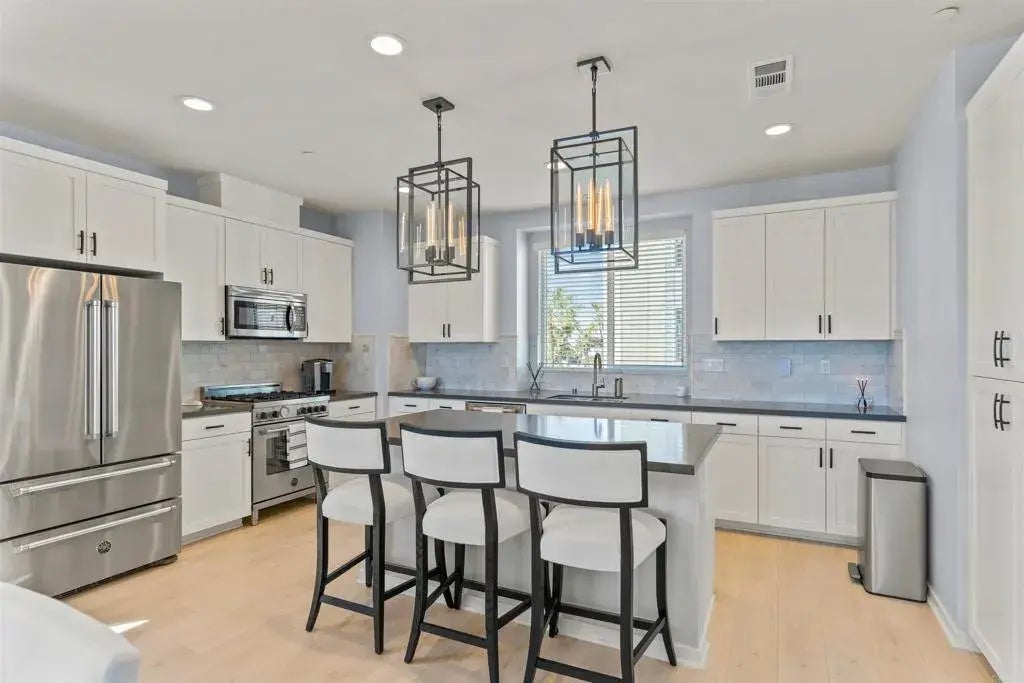 1573 Vista Del Mar Way, Oceanside