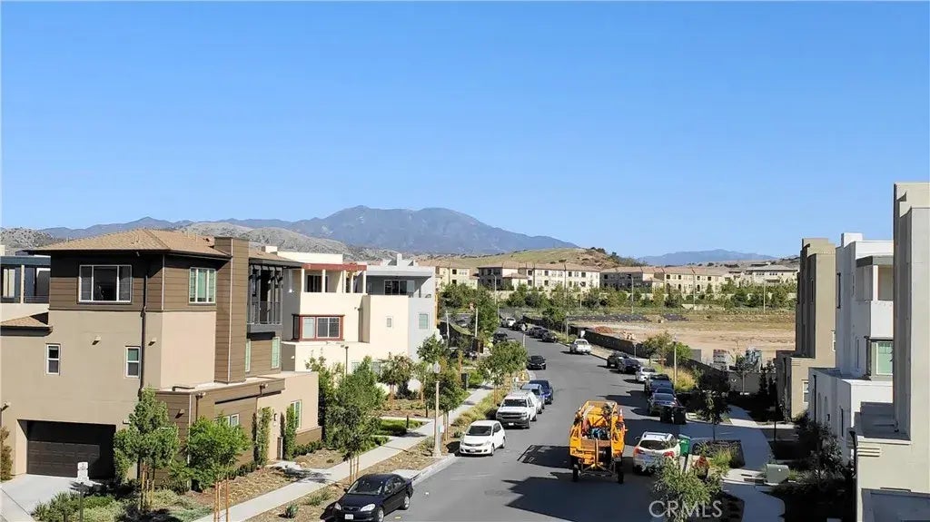 598 Cultivate, Irvine