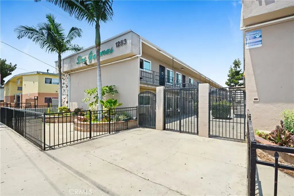 1253 S Greenwood Avenue 8b, Montebello