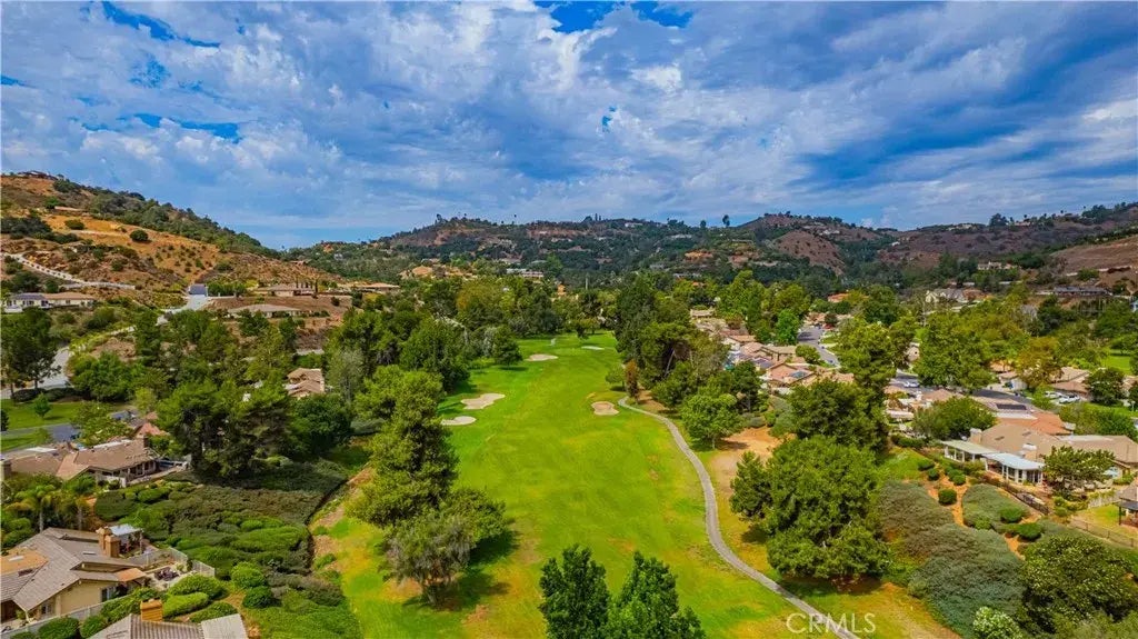 4311 Los Padres Drive, Fallbrook
