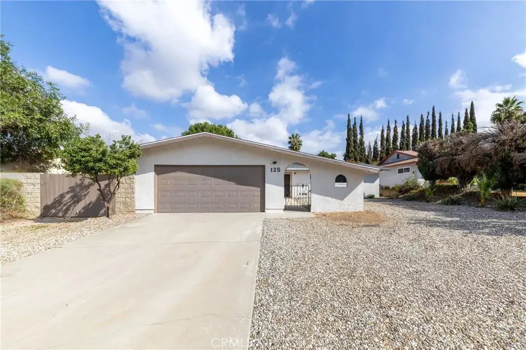 125 Brian Way, Riverside