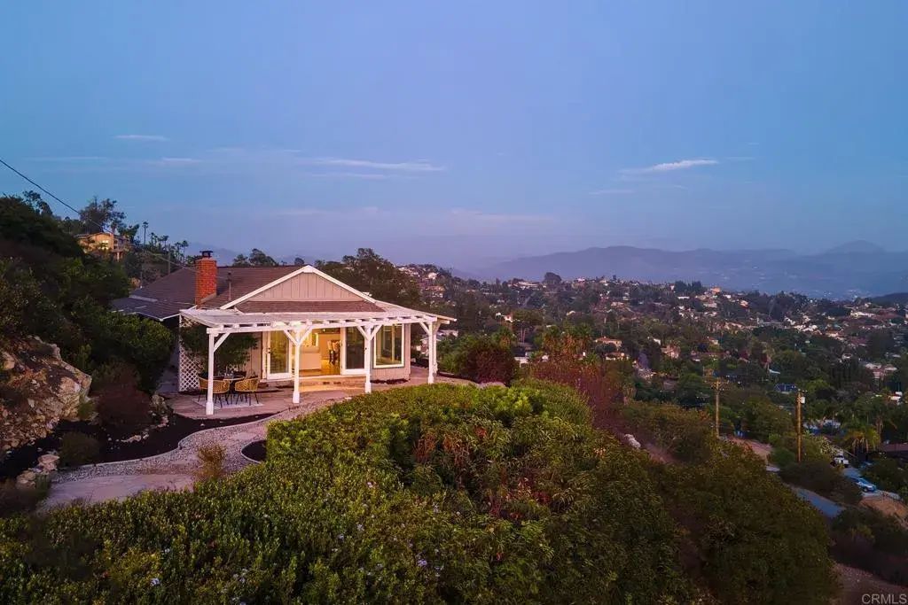 4311 Alta Mira Dr., La Mesa