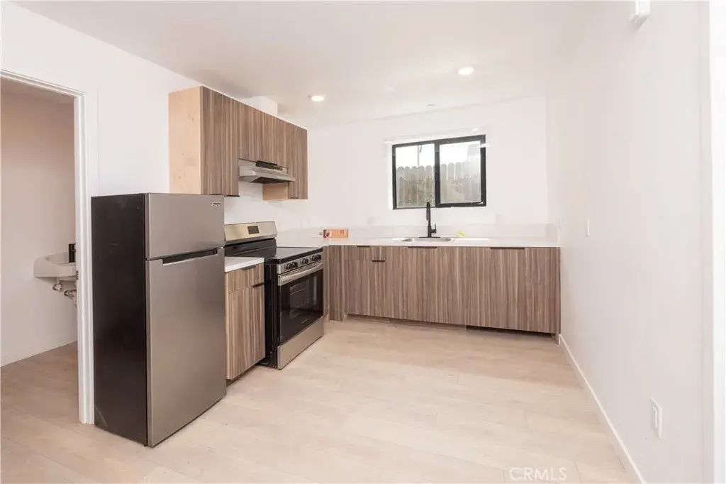 2341 Sheridan Street, Los Angeles